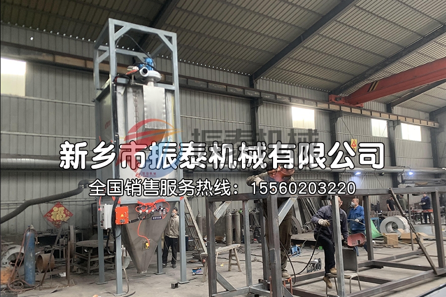 噸袋拆包機(jī)投料過程中如何解決物料結(jié)塊問題？